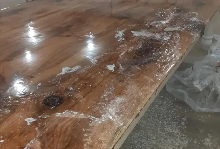 Pourquoi-ma-resine-epoxy-ne-durcit-pas-et-comment-y-remedier Pourquoi-ma-resine-epoxy-ne-durcit-pas-et-comment-y-remedier