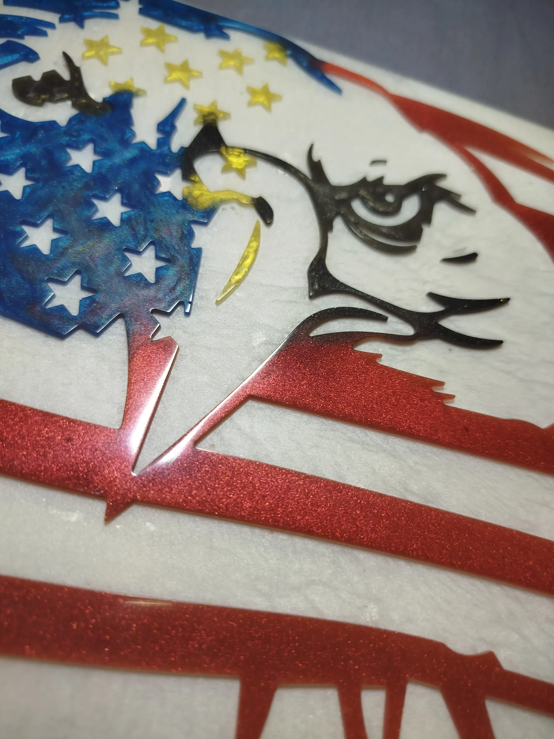 Petit monde en résine aigle américain (1)