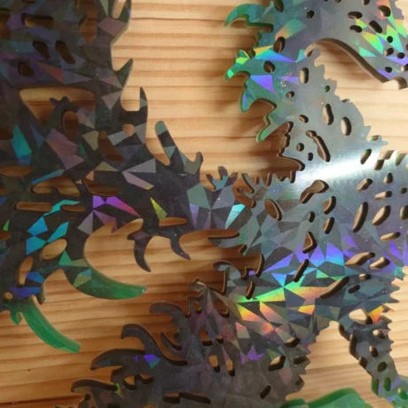 Dragon en résine. Petit monde en résine Noir et vert (11)