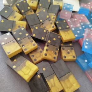 Jeu de Dominos "Ambre Noir"